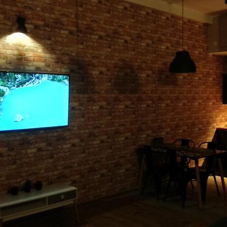 Apartament 5 Przy Parku Lesnym Polanica-Zdroj Luaran gambar