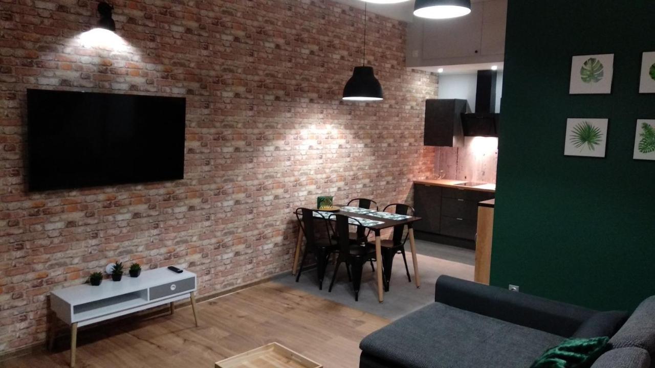 Apartament 5 Przy Parku Lesnym Polanica-Zdroj Luaran gambar